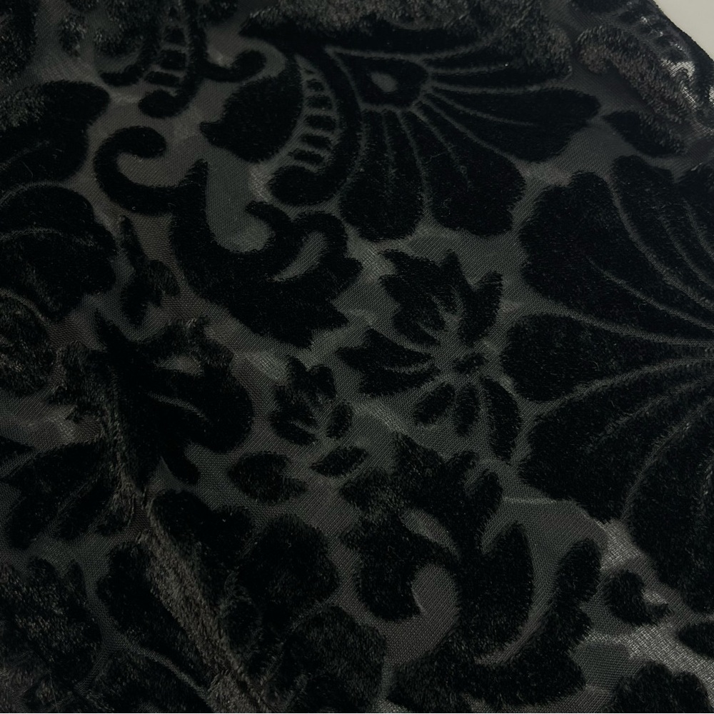 ERI + ALI Women's Shirt Top Velvet Floral Long Sleeves Black Size X-Small - Picture 4 of 7